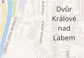 Valová ulička v obci Dvůr Králové nad Labem - mapa ulice