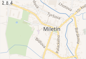 Městský dvůr v obci Miletín - mapa ulice