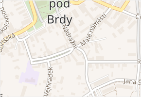 Malé náměstí v obci Mníšek pod Brdy - mapa ulice
