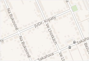 Ve Lhotkách v obci Pardubice - mapa ulice