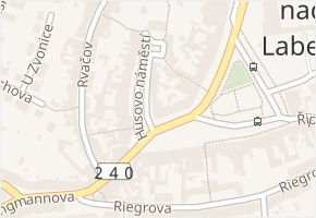 Husovo náměstí v obci Roudnice nad Labem - mapa ulice
