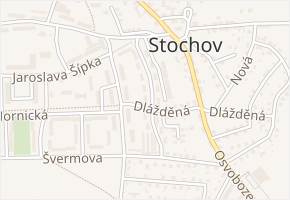 Ve dvojdomkách v obci Stochov - mapa ulice