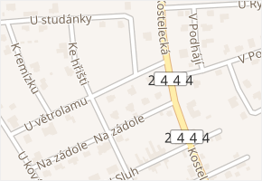 U větrolamu v obci Veleň - mapa ulice