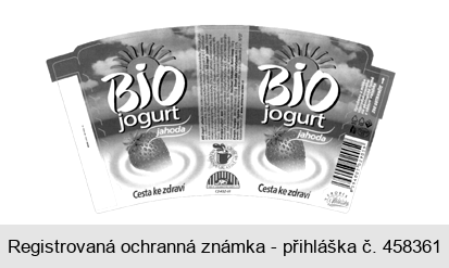 Bio jogurt jahoda Cesta ke zdraví mlékárna VALAŠSKÉ MEZIŘÍČÍ výrobek z Valašska