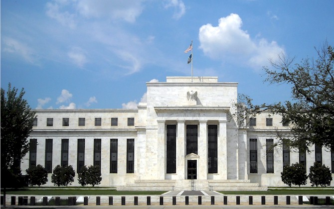 Fed ponechá sazby beze změny, první „cut“ očekáváme v březnu (Tématické reporty)