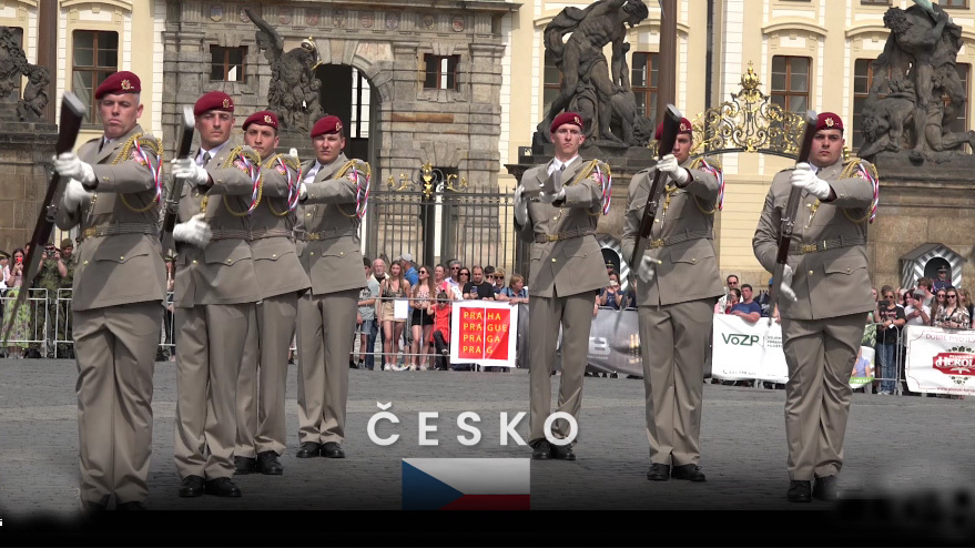 V Praze a Olomouci se opt pedstav vojci estnch str na tradinm DrillFestu