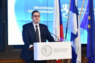 Ministr Jan Lipavsk vyjdil podporu ke vstupu vdska a Finska do NATO