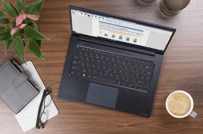 Které funkce při výběru notebooku nepodceňovat? Dříve uživatelé volili mezi výkonem a výdrží baterie