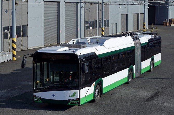 Plzesk mstsk dopravn podniky nakoup a 53 novch trolejbus