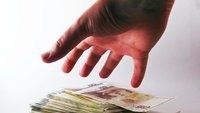 {'url': 'http://media.investicniweb.cz/photos/2014/07/08/75-34764-2-muzete-budit-dojem-workoholika-chamtivce-ci-bezohledneho.jpg', 'width': '200', 'original': {'url': 'http://media.investicniweb.cz/photos/2014/07/07/34764-2-muzete-budit-dojem-workoholika-chamtivce-ci-bezohledneho.jpg', 'width': '1024', 'height': '732'}, 'height': '113'}