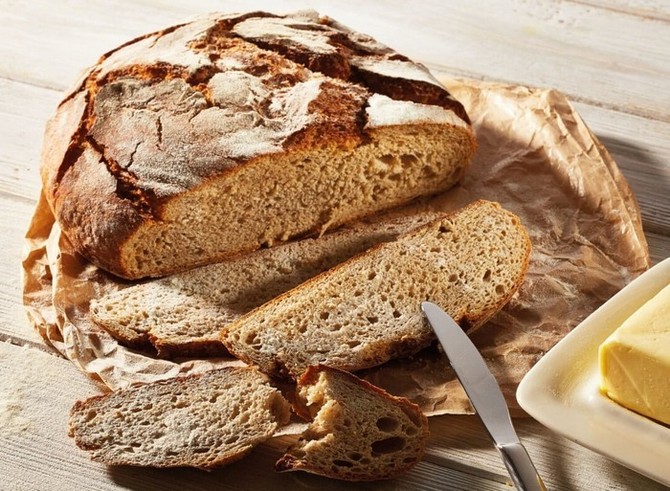 Nezakrojujte do horkého chleba – srazil by se