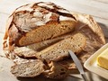 Nezakrojujte do horkého chleba – srazil by se