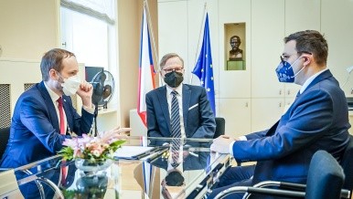 Pedseda vldy uvedl Jana Lipavskho do funkce ministra zahraninch vc, 18. prosince 2021.