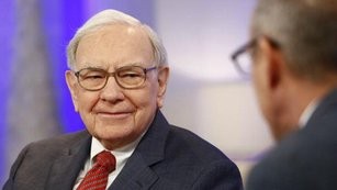Jak by investoval Warren Buffett, kdyby mu zase bylo 23 let?