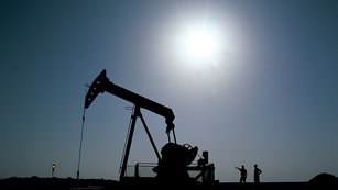 Jak vid analytici po debaklu v Dauh trh s ropou? Barel za 10 USD vyvol kolaps ekonomiky, varuj nkte