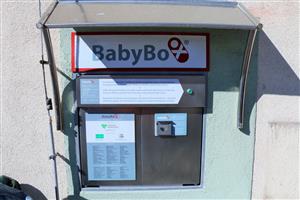 V dnsk nemocnici Krajsk zdravotn slavnostn zahjili provoz babyboxu nov generace