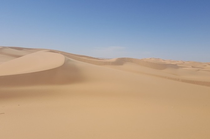 Silný vítr přinese do Evropy písek ze Sahary Jemný africký písek zasáhne hlavně Moravu