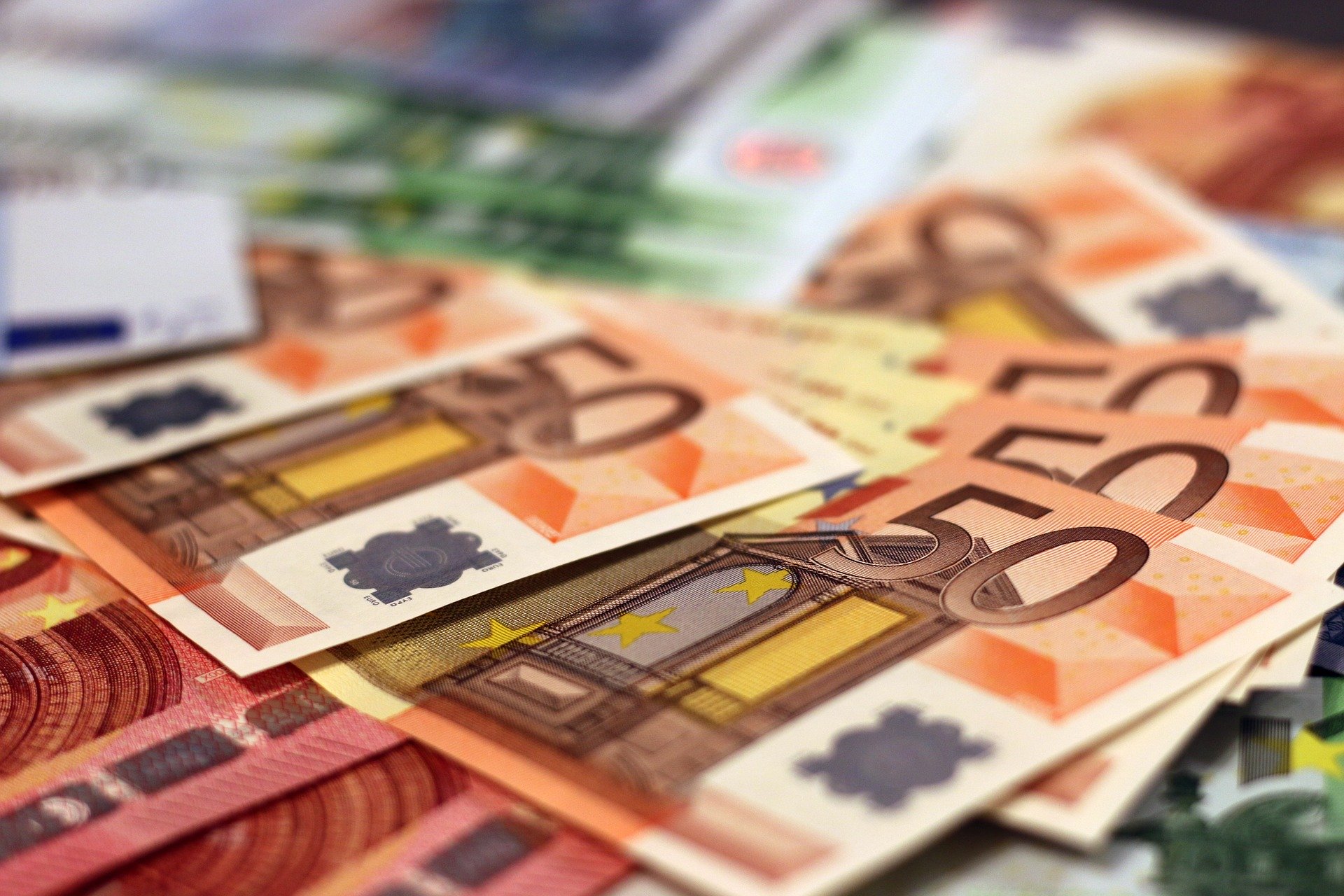 EUR steigt nach enttäuschenden IFO-Daten