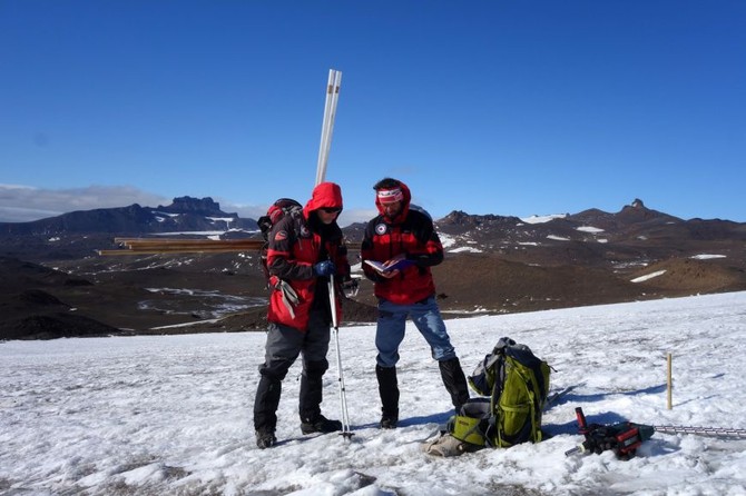 Vdci z MU zkoumaj ledovce na Antarktid u adu let