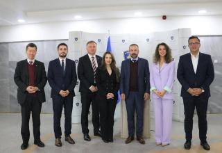  esk ministr zahrani spolen leny zahraninho vboru eskho parlamentu navtvili Kosovo
