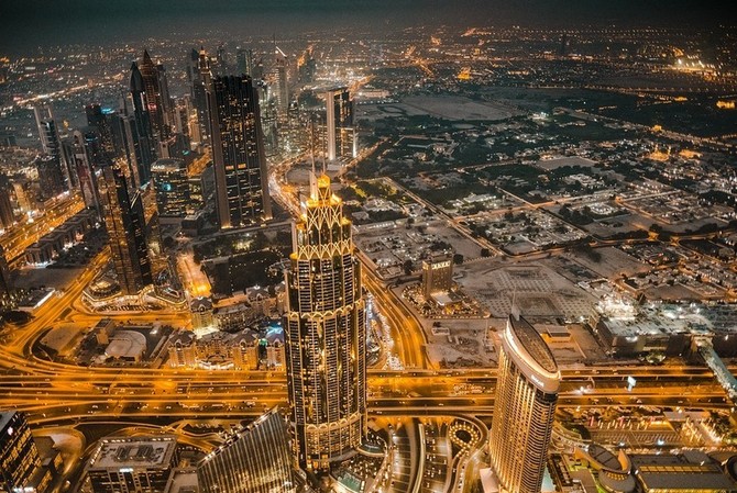 Kavárna je v nejvyšší budově světa Burj Khalifa The Lounge je nejvýše položeným salónkem na světě