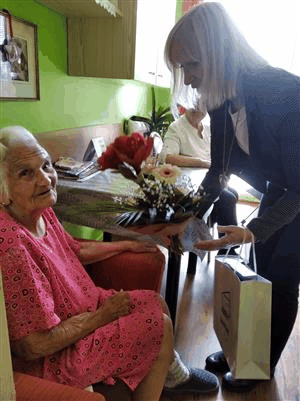 Margita Lvancov oslavila v DSS Litvnov 98. narozeniny