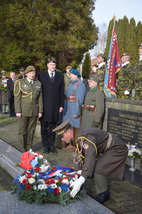 V Orlov byl slavnostn odhalen zrekonstruovan monumentln pomnk nad hroby 56 eskoslovenskch vojk 