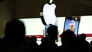 Investin veer: Fenomn Apple aneb Pro (ne)szet na nakousnut jablko