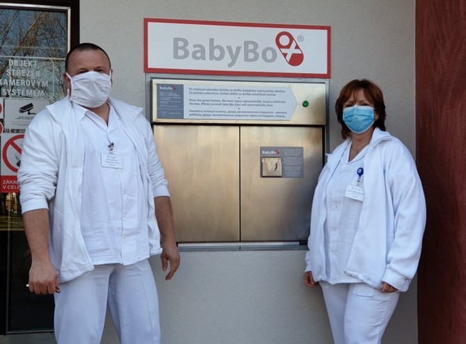 Nový Babybox byl umístěn přímo v areálu nemocnice