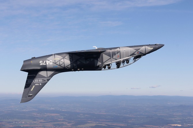 Vroba cvinch letoun L-39NG pro LOM Praha zahjena