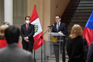 Projev nmstka ministra zahrani Peru Ignacio Higueras