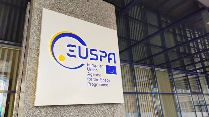 Evropsk agentura pro kosmick program zsk na prask Palmovce nov modern sdlo