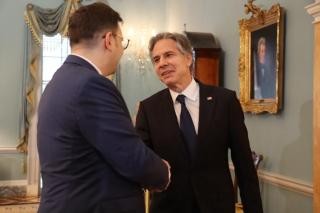 Ministr Lipavsk na jednn s americkm protjkem Antonym Blinkenem potvrdil pokraovn spolen podpory Ukrajin