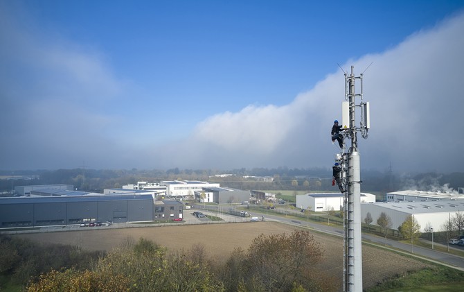Vantage Towers napájení solární energií Společnosti Vantage Towers a Vodafone dlouhodobě hledají zelená energetická řešení