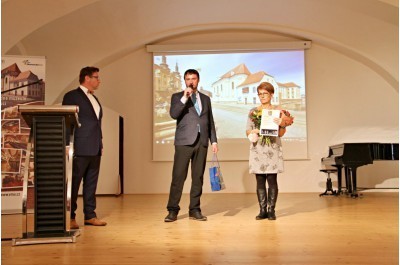 Nejlepm venkovskm knihovnkem Olomouckho kraje  se v roce 2021 stala Lenka Jank z knihovny v Oskav