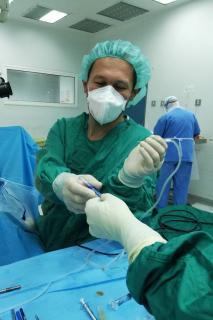 V rmci programu MEDEVAC byla v Libanonu operovna tm stovka pacient se edm zkalem