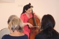 Setkání doprovodila violoncellistka Komorní filharmonie Alena Šístková