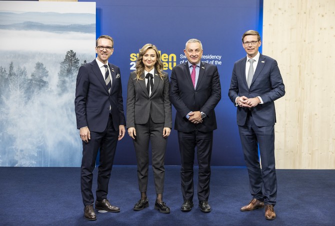 Ministr Kupka ve Stockholmu: dme odloen platnosti normy EURO 7 a jej zmrnn