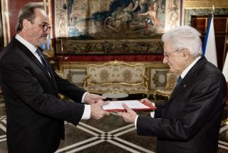 Pedn povovacch listin do rukou prezidenta Italsk republiky