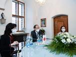 Japonsk velvyslanec J. E. Hideo Suzuki zavtal do Plzn