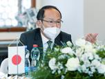 Japonsk velvyslanec J. E. Hideo Suzuki zavtal do Plzn