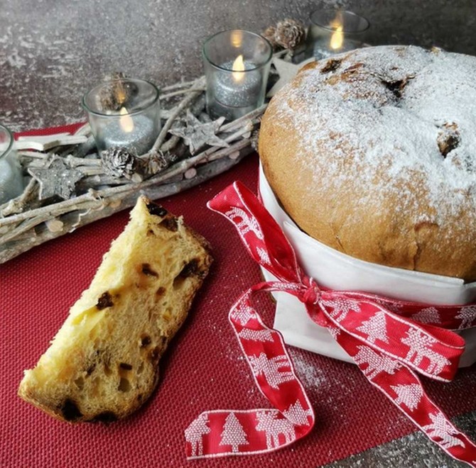 Klasický vánoční sladký chléb je oblíbenou pochoutkou nejen v Itálii 