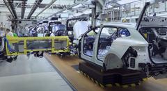 R - prmysl v dubnu v rstu dky vrob automobil. Produkce v dubnu meziron reln vzrostla o 1,2 %.