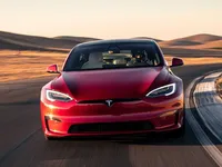 Tesla ve 3Q vyrobila 430 488 vozů a prodala jich 435 059. Trh čekal dodávky kolem 455-61 000 vozů