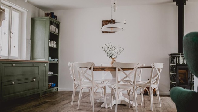 Jak zařídit chalupu? 5 praktických tipů a realizace designérky